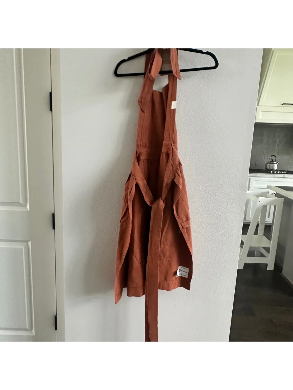 hedley and bennett Pinafore Apron Harissa Red